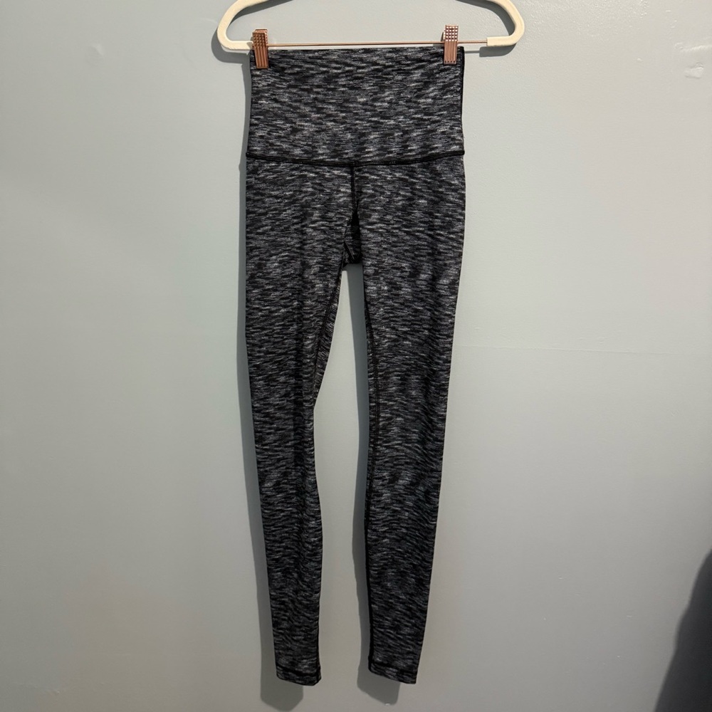Lululemon Wunder Under Leggings Size 4